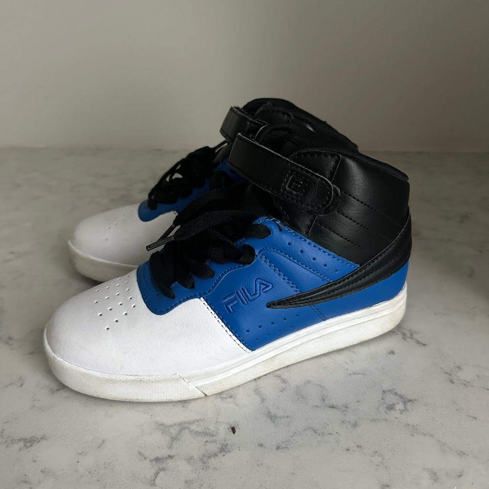 Fila Kids' Black and Blue Sneakers